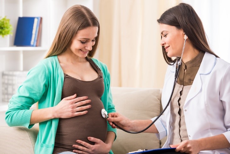 آزمایش‌ها و چکاپ‌های ضروری برای مراقبت‌های سه ماهه اول و دوم و سوم بارداری